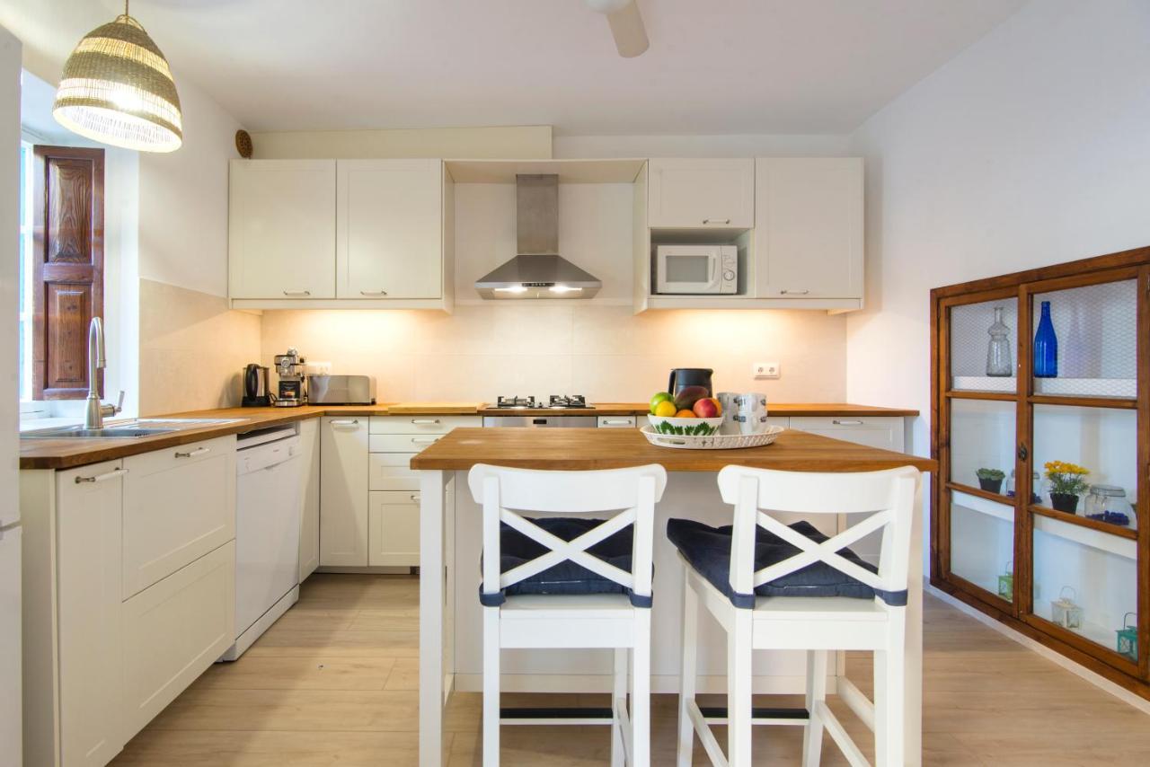 Casa La Limonera. Townhouse With Pool For Up To 6 Persons In Feriehus